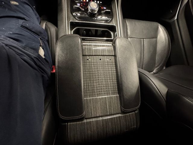2022 Jeep Wagoneer Series III 4x4