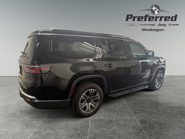 2022 Jeep Wagoneer Series III 4x4