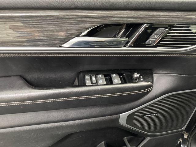 2022 Jeep Wagoneer Series III 4x4