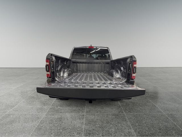 2020 RAM 1500 Big Horn Crew Cab 4x4 5'7' Box