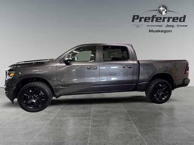 2020 RAM 1500 Big Horn Crew Cab 4x4 5'7' Box