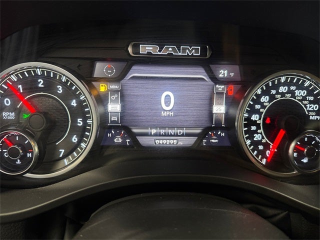 2022 RAM 1500 Big Horn Crew Cab 4x4 5'7' Box