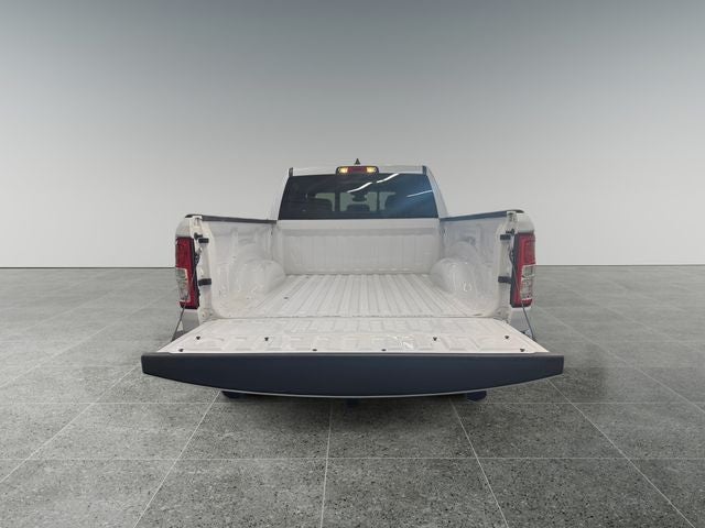 2021 RAM 1500 Big Horn Crew Cab 4x4 5'7' Box