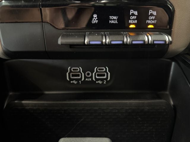 2022 RAM 1500 Laramie Crew Cab 4x4 5'7' Box