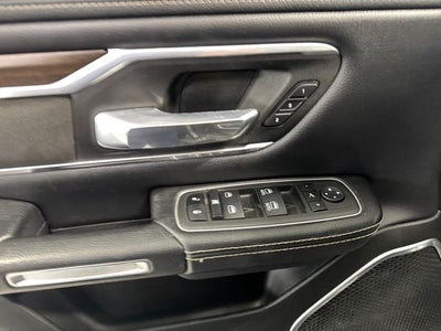 2022 RAM 1500 Laramie Crew Cab 4x4 5'7' Box