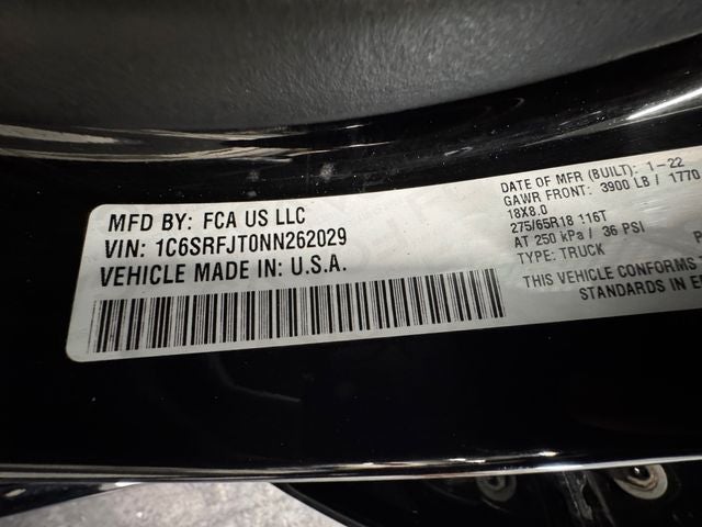 2022 RAM 1500 Laramie Crew Cab 4x4 5'7' Box