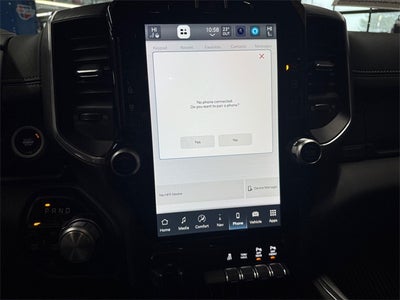 2023 RAM 1500 Laramie Crew Cab 4x4 5'7' Box