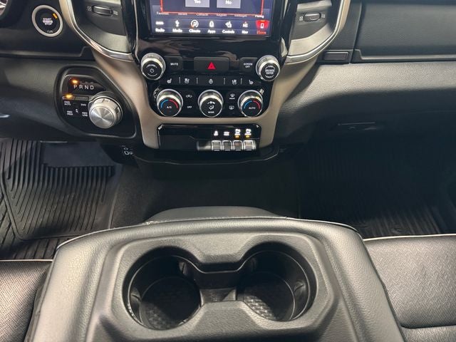 2019 RAM 1500 Laramie Crew Cab 4x4 5'7' Box