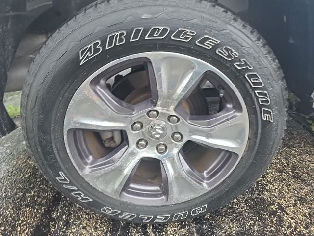 2022 RAM 1500 Laramie Crew Cab 4x4 5'7' Box
