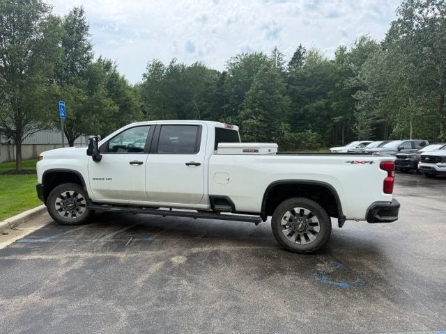 2023 Chevrolet Silverado 2500HD 4WD Crew Cab Long Bed Custom