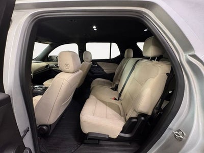 2022 Chevrolet Traverse AWD LS