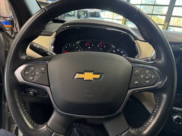 2022 Chevrolet Traverse AWD LT Cloth