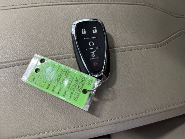 2022 Chevrolet Traverse AWD LT Cloth