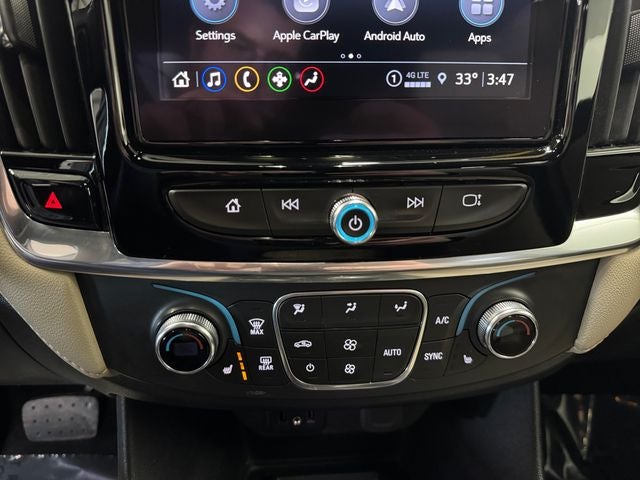 2022 Chevrolet Traverse AWD LT Cloth