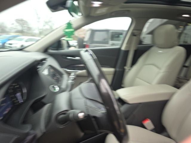 2021 Cadillac XT4 AWD Luxury