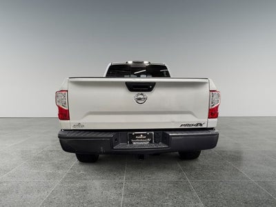 2017 Nissan TITAN XD PRO-4X Diesel