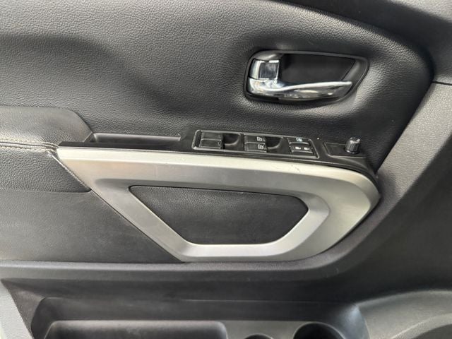 2017 Nissan TITAN XD PRO-4X Diesel