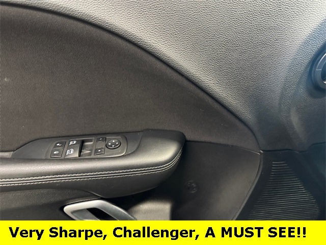 2022 Dodge Challenger SXT