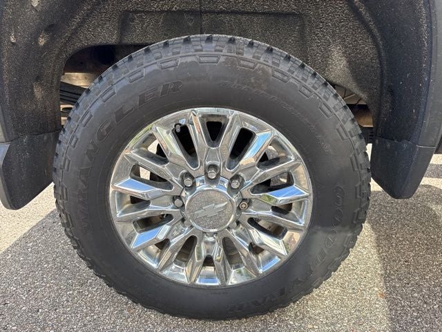 2022 Chevrolet Silverado 2500HD 4WD Crew Cab Standard Bed High Country