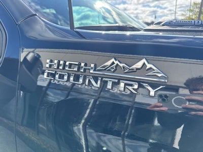 2022 Chevrolet Silverado 2500HD 4WD Crew Cab Standard Bed High Country