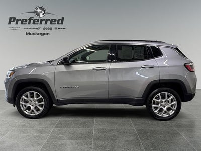 2023 Jeep Compass Latitude Lux FWD