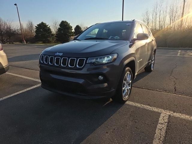 2023 Jeep Compass Latitude Lux FWD