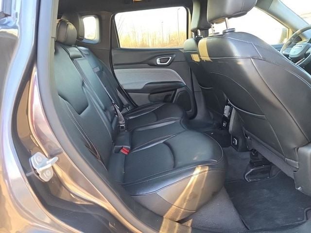 2023 Jeep Compass Latitude Lux FWD