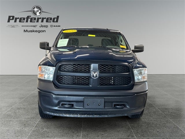2020 RAM 1500 Classic Tradesman Crew Cab 4x4 5'7' Box