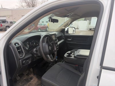 2019 RAM 2500 Tradesman Crew Cab 4x4 6'4' Box