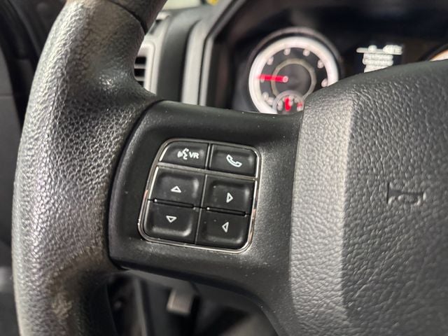 2017 RAM 2500 Tradesman Crew Cab 4x4 6'4' Box