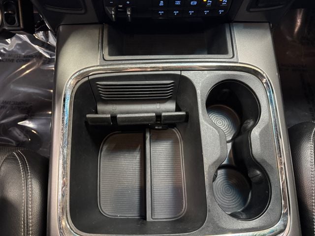 2018 RAM 2500 Laramie Crew Cab 4x4 6'4' Box