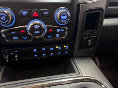 2018 RAM 2500 Laramie Crew Cab 4x4 6'4' Box