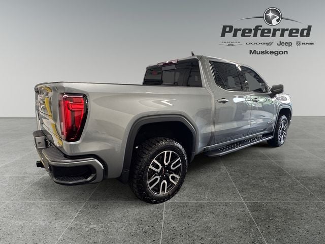 2023 GMC Sierra 1500 4WD Crew Cab Short Box AT4