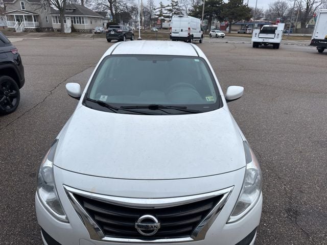 2015 Nissan Versa 1.6 S