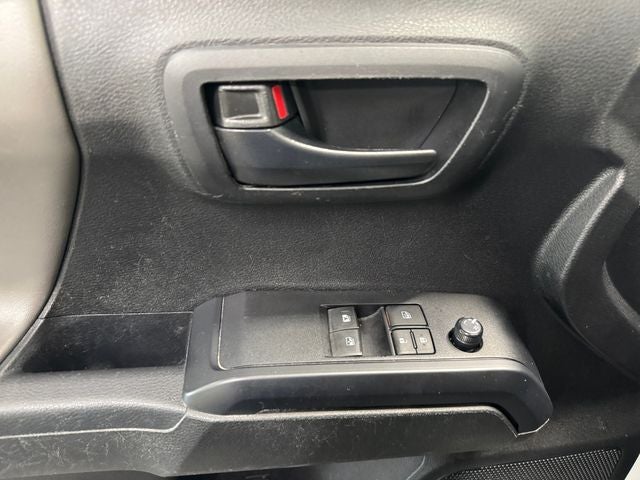 2021 Toyota Tacoma SR 3.5 V6 Access Cab 4WD