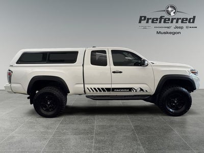 2021 Toyota Tacoma SR 3.5 V6 Access Cab 4WD