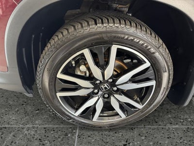 2022 Honda Pilot AWD Touring 8 Passenger