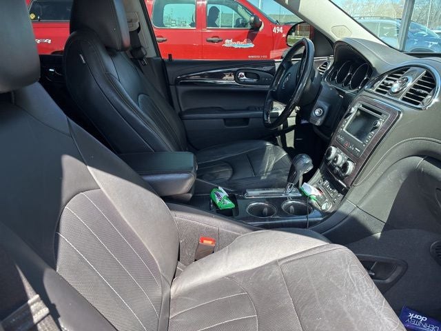 2017 Buick Enclave Leather Group 3.6 Liter V6 AWD 3rd Row Seating