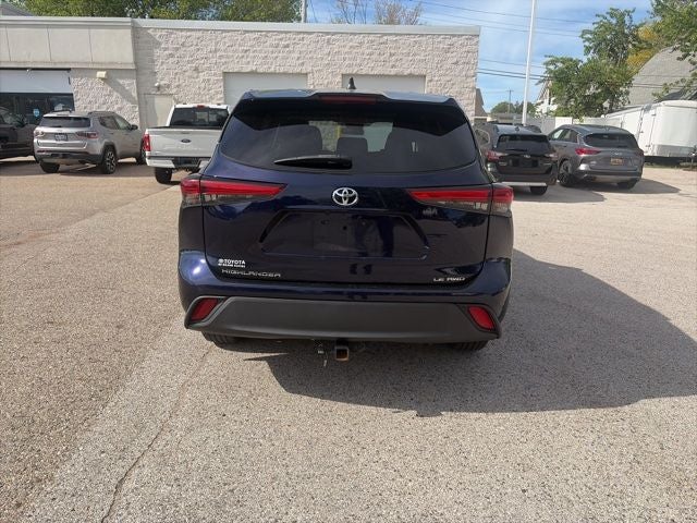 2022 Toyota Highlander LE