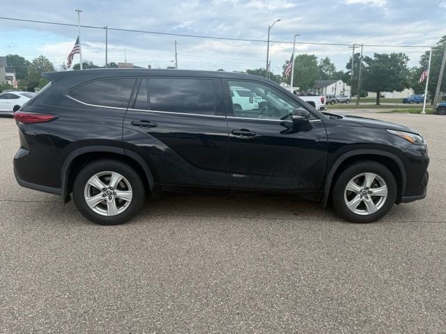2020 Toyota Highlander LE