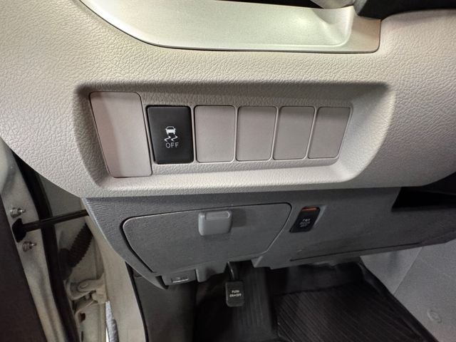 2019 Toyota Sienna LE 8 Passenger