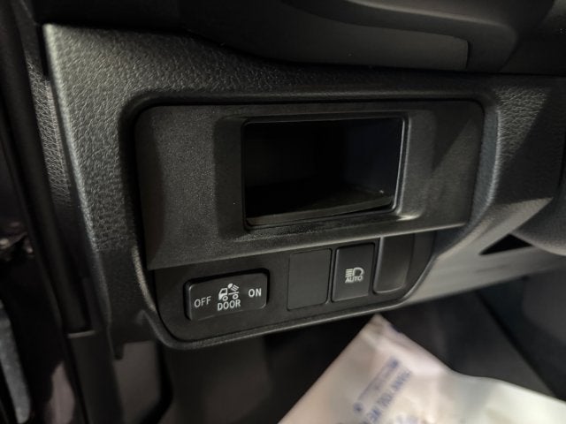 2018 Toyota Tacoma SR V6