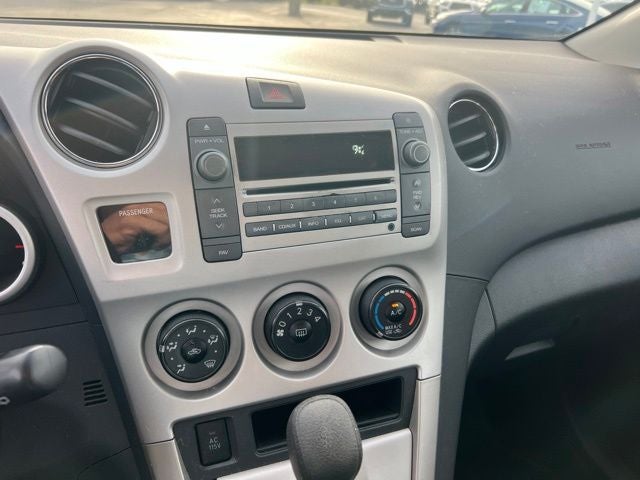 2010 Pontiac Vibe Base