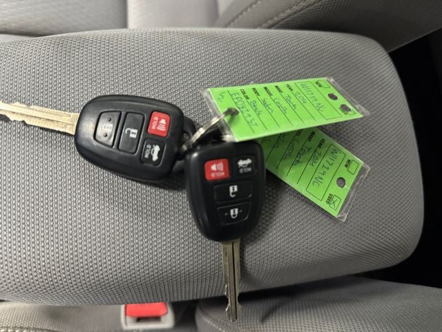 2014 Toyota Corolla LE 1.8 Liter Sedan Automatic