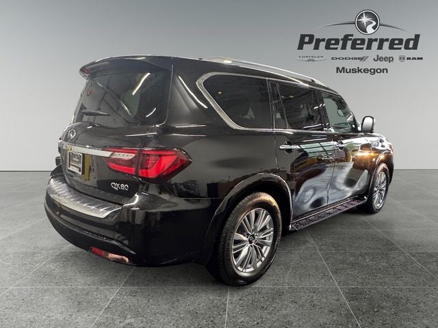 2018 INFINITI QX80 Base 5.6 Liter V8 4WD