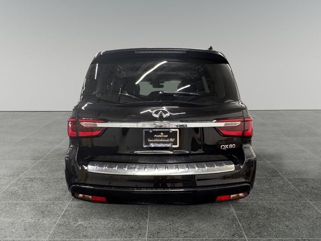 2018 INFINITI QX80 Base 5.6 Liter V8 4WD