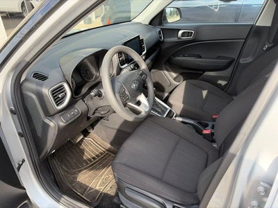 2022 Hyundai Venue SE