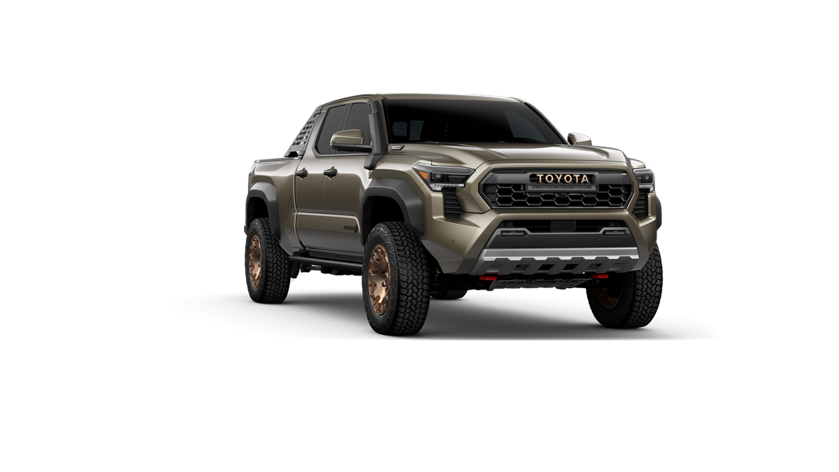 2026 Toyota Tacoma i-FORCE MAX Tacoma Trailhunter