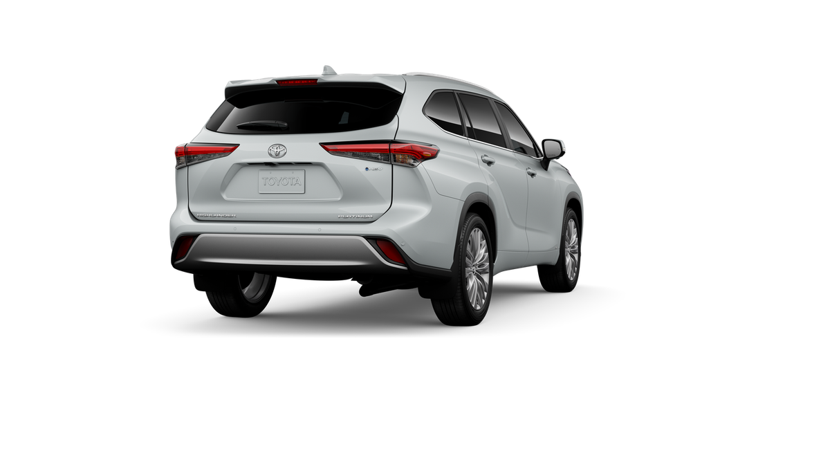 2026 Toyota Highlander Hybrid Platinum